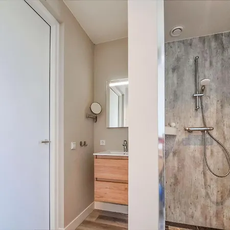 Gorgeous In With Wifi